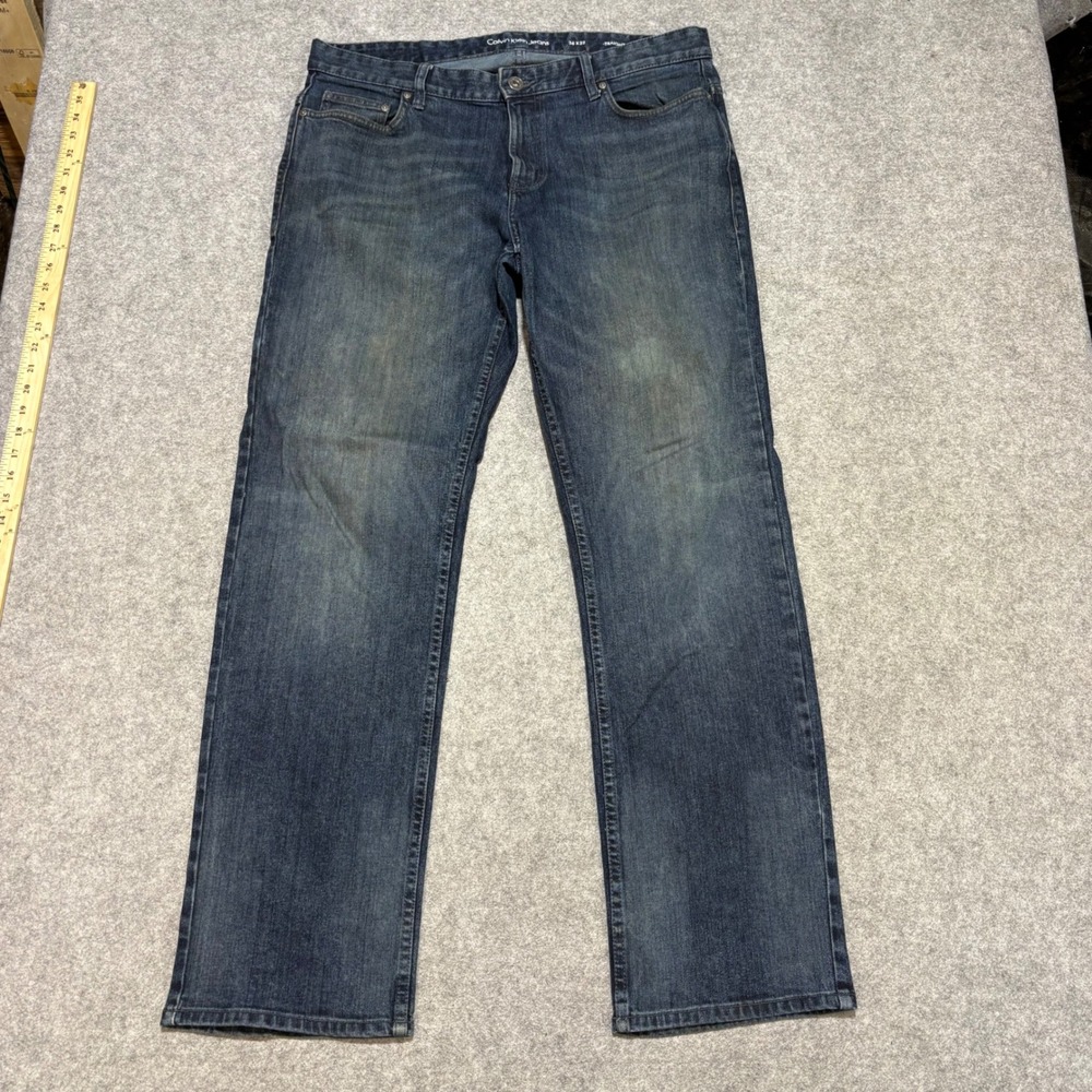 Calvin Klein Jeans Mens 36x32 Straight Leg Dark Wash Blue Denim Pants 0094